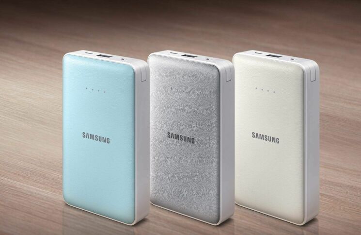 Внешний аккумулятор Samsung 11300мАh EB-PN915BSRGWW - Silver: фото 8 з 11