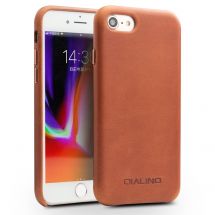 Кожаный чехол QIALINO Leather Cover для iPhone 7 / iPhone 8 - Brown: фото 1 з 6