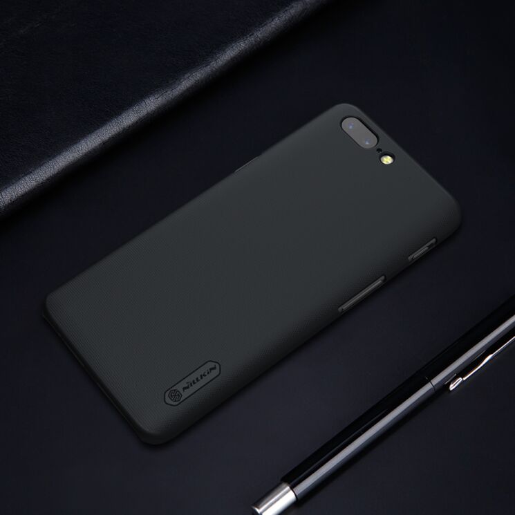 Пластиковый чехол NILLKIN Frosted Shield для OnePlus 5 - Black: фото 17 из 20