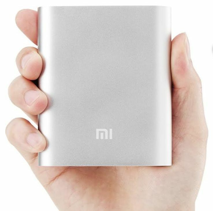 Внешний аккумулятор Xiaomi Mi Power Bank 10000mAh - Silver: фото 2 из 4