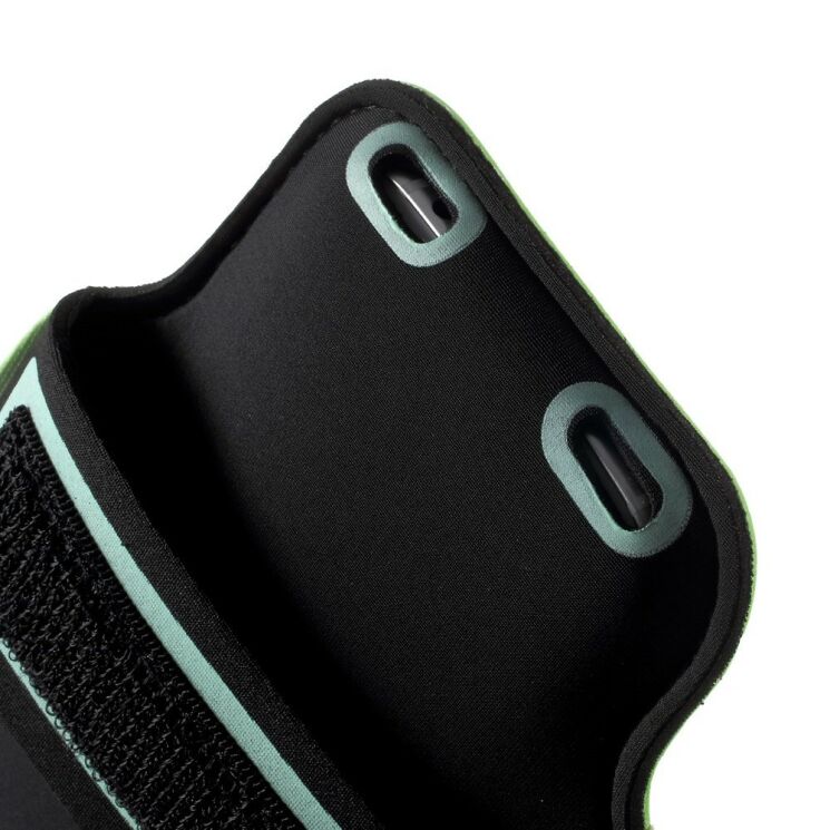 Чехол на руку UniCase Run&Fitness Armband M для смартфонов шириной до 75 см - Green: фото 5 из 8