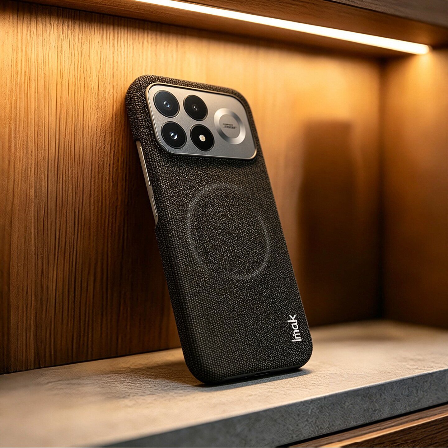 Защитный чехол IMAK Fabric Case with MagSafe для Xiaomi Poco F9 Pro - Black. Фото 4 Защитный чехол IMAK Fabric Case with MagSafe для Xiaomi Poco F9 Pro - Black (429127B). Фото 4 из 10