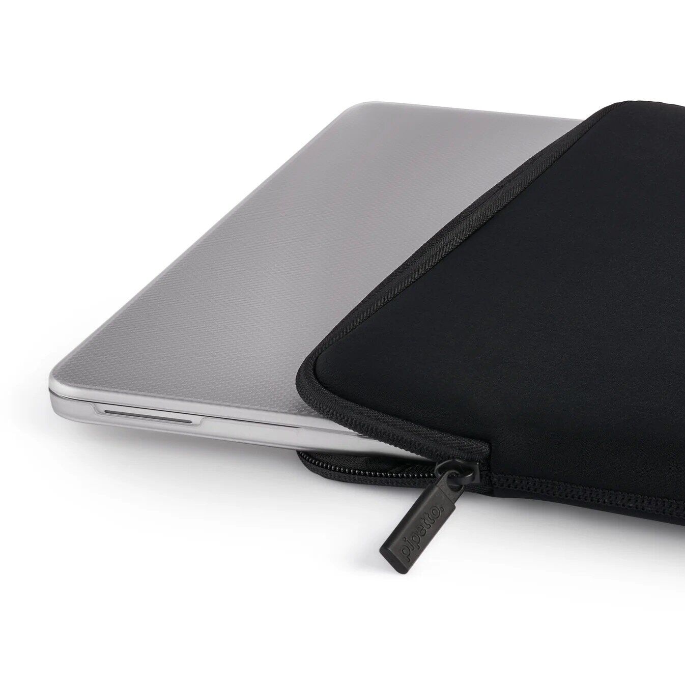 Защитная накладка Pipetto Hardshell Dots Case для Apple MacBook Neo (2026) P070-125-AN - Frosted Clear. Фото 11 Защитная накладка Pipetto Hardshell Dots Case для Apple MacBook Neo (2026) P070-125-AN - Frosted Clear (236720C). Фото 11 из 12