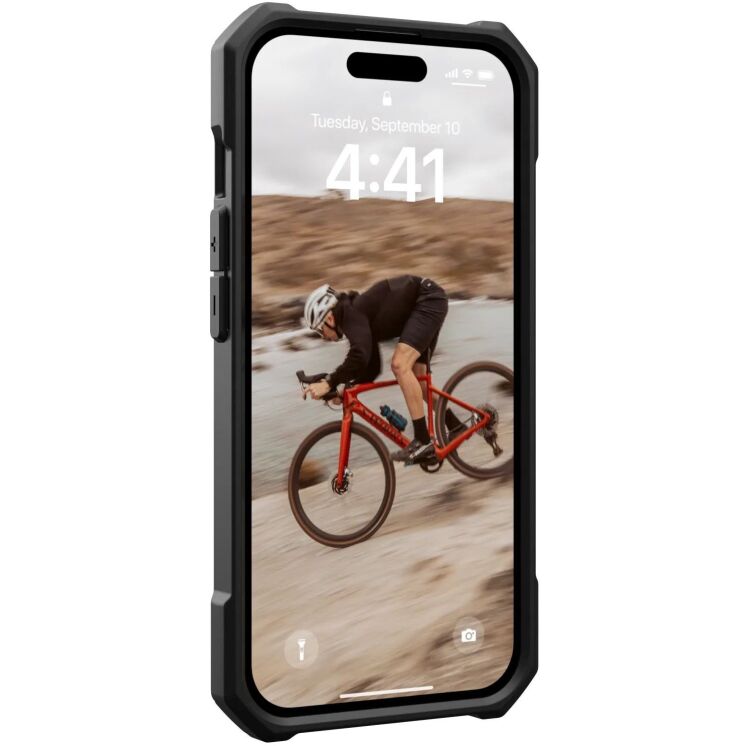 Защитный чехол URBAN ARMOR GEAR (UAG) Essential Armor MagSafe для Apple iPhone 15 - Black: фото 5 из 10