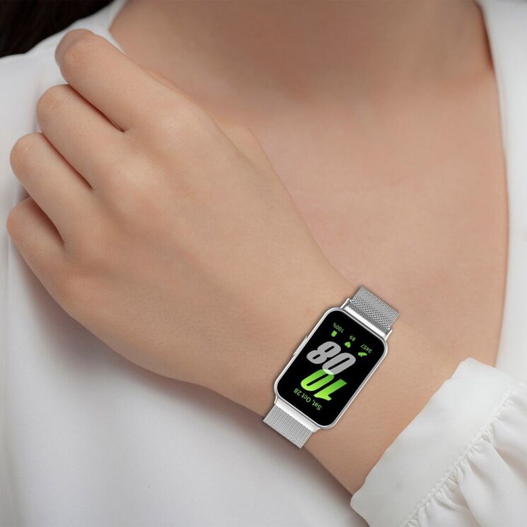 Ремешок Deexe Milanese Loop для Samsung Galaxy Fit 3 - Silver: фото 5 из 7