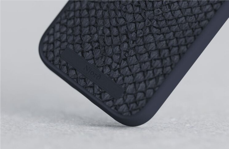 Защитный чехол Njord Salmon Leather MagSafe для Apple iPhone 15 Pro NA53SL00 - Black: фото 10 из 17