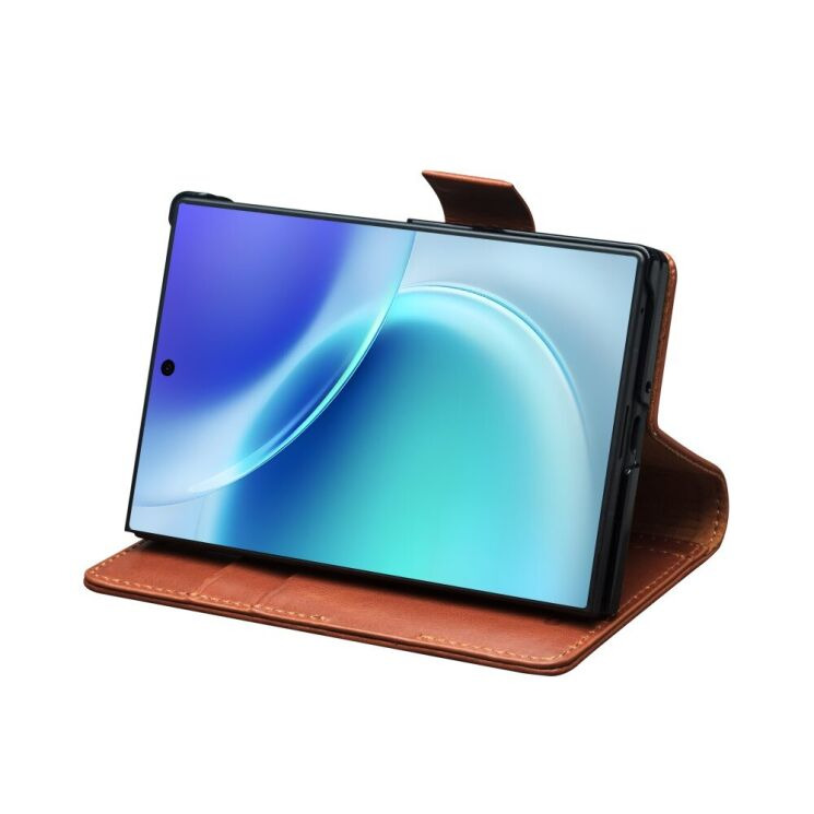 Кожаный чехол QIALINO Classic Case (FF) для Samsung Galaxy Fold 8 - Light Brown: фото 2 из 11