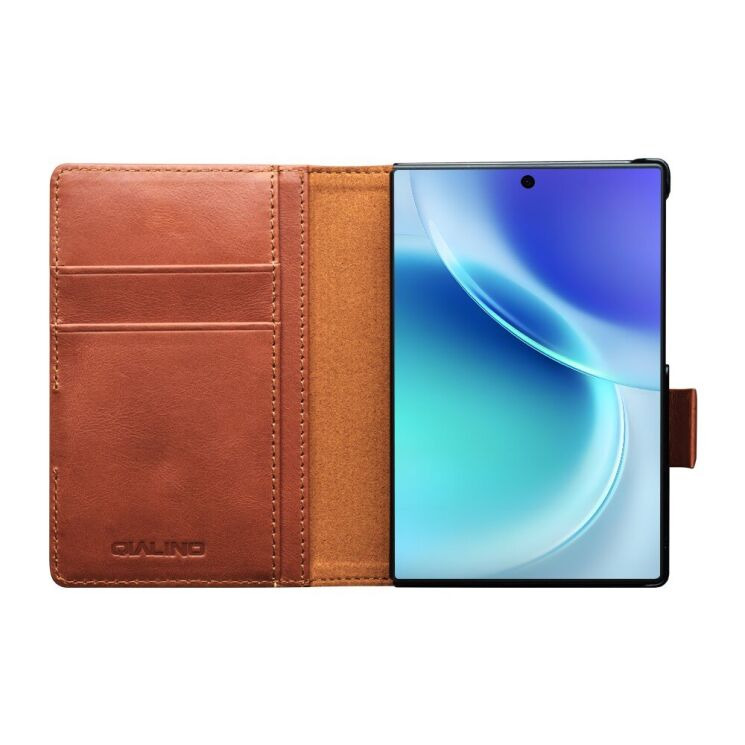 Кожаный чехол QIALINO Classic Case (FF) для Samsung Galaxy Fold 8 - Light Brown: фото 3 из 11