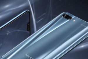 Обзор Honor 10: среднебюджетный смартфон с начинкой от флагмана - читать