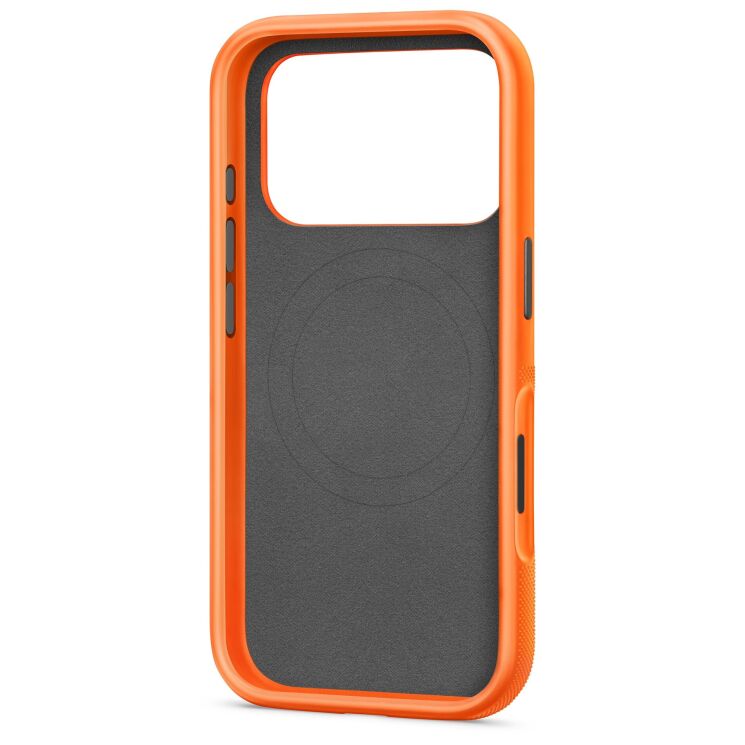 Чохол Beats Rugged Case with MagSafe and Camera Control для iPhone 17 Pro (MGJQ4) - Sierra Orange: фото 3 з 9