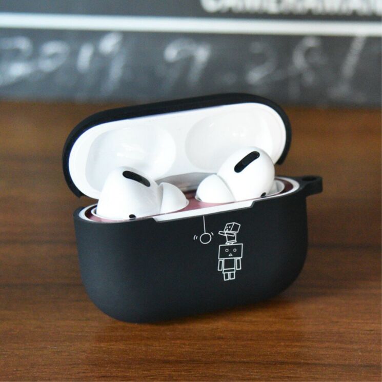 Силіконовий чохол UniCase Black Style для AirPods Pro - Wooden Men with Ball: фото 2 з 7