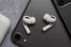 Wireless vs Wireless: обзор-сравнение основных типов беспроводных наушников - читать