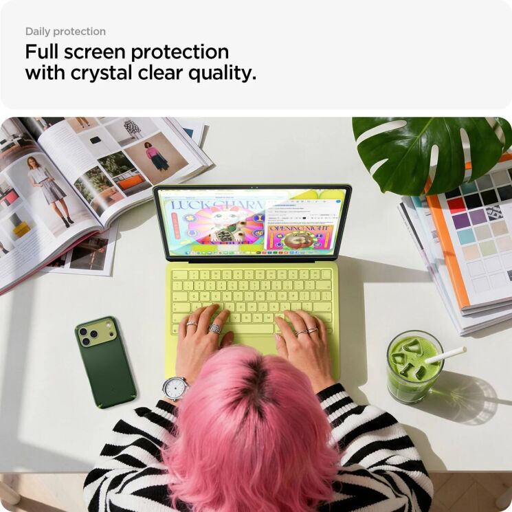 Защитное стекло Spigen Glass tR Slim (FL) для MacBook Neo (2026) AGL11670 - Black: фото 5 из 9