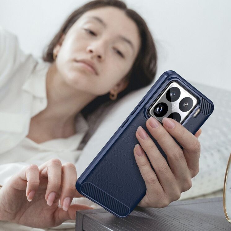 Защитный чехол UniCase Carbon для Xiaomi 15 Pro - Blue: фото 7 из 8