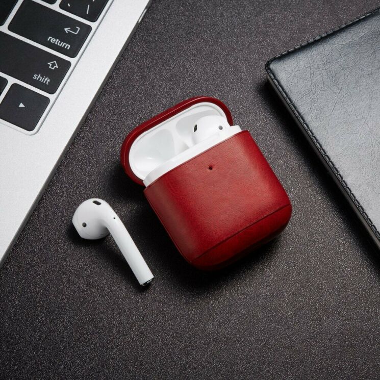 Защитный чехол Deexe Classic Case для Apple AirPods 1 / 2 - Red: фото 7 из 9