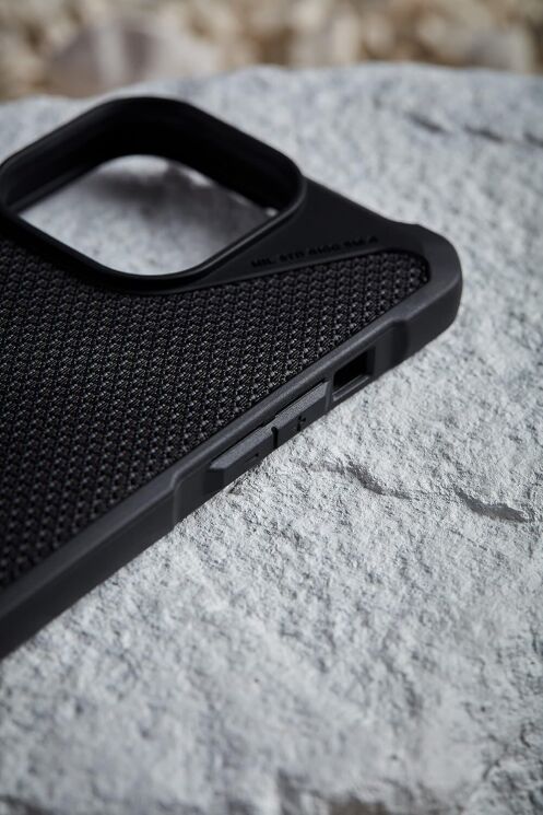 Защитный чехол URBAN ARMOR GEAR (UAG) Metropolis LT MagSafe для Apple iPhone 14 Pro (114050113940) - Kevlar Black: фото 10 из 10