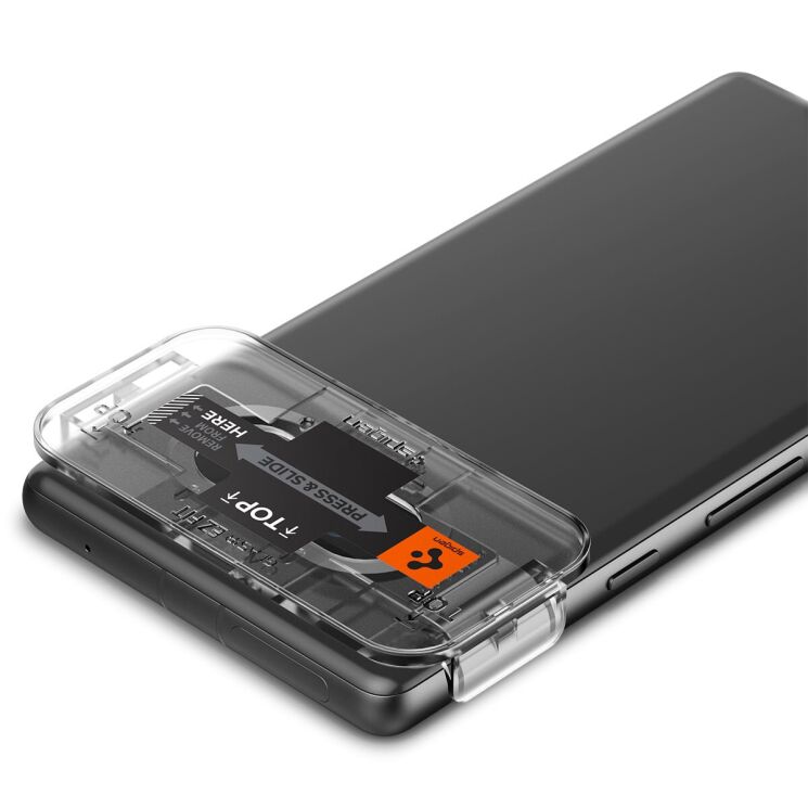 Комплект защитных стекол Spigen (SGP) Optik Lens Protector для Google Pixel 7a - Black: фото 3 из 17
