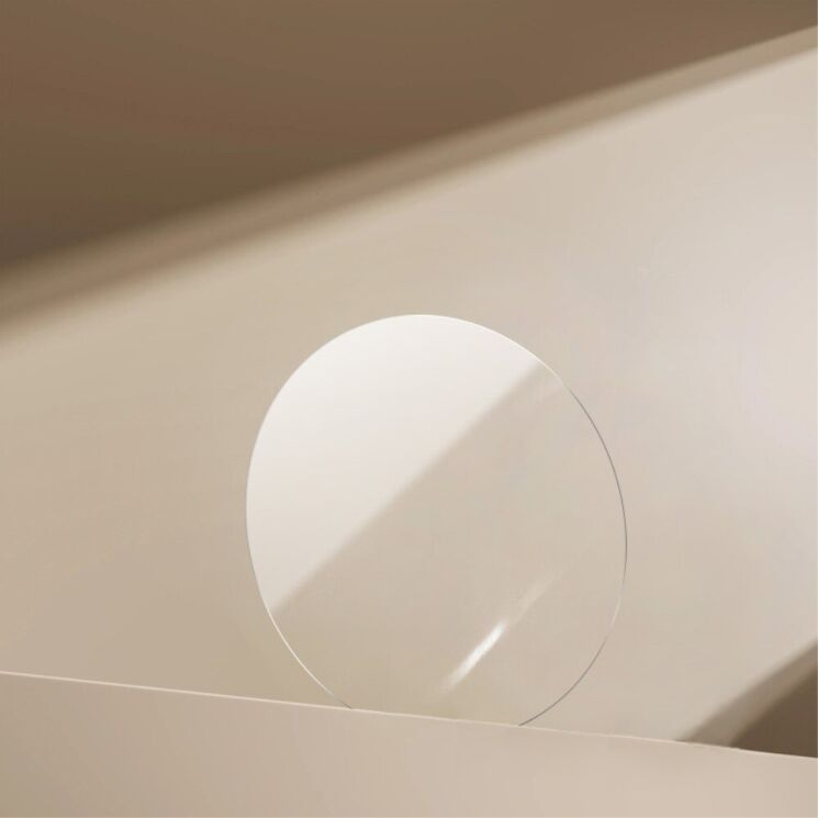 Защитное стекло на камеру RURIHAI Camera Lens Protector для Apple iPhone 16e: фото 4 из 5