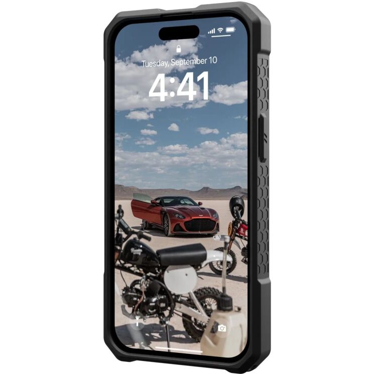 Захисний чохол URBAN ARMOR GEAR (UAG) Monarch Pro MagSafe для Apple iPhone 15 - Carbon Fiber: фото 5 з 10