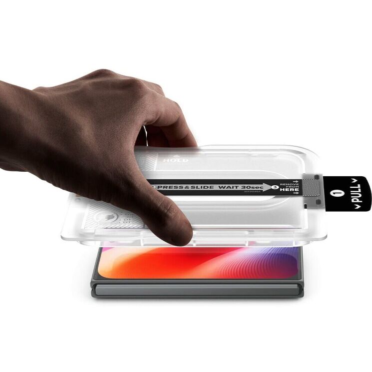 Защитное стекло Spigen GLAS.tR EZ Fit Pro для iPhone Duo (AGL12014): фото 3 из 14