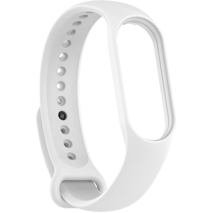 Ремешок ArmorStandart Silicone Strap для Xiaomi Mi Band 5 / Mi Band 6 / Mi Band 7 - White: фото 1 из 5