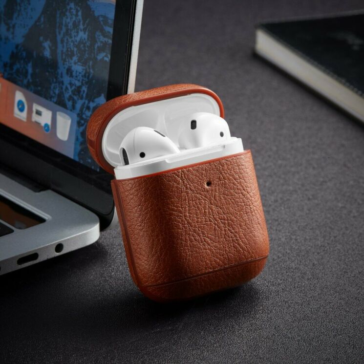 Защитный чехол Deexe Classic Case для Apple AirPods 1 / 2 - Coffee: фото 11 из 11