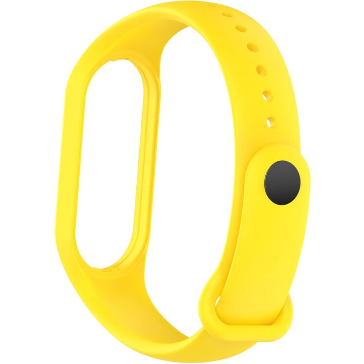 Ремешок ArmorStandart Silicone Strap для Xiaomi Mi Band 5 / Mi Band 6 / Mi Band 7 - Yellow: фото 2 из 5