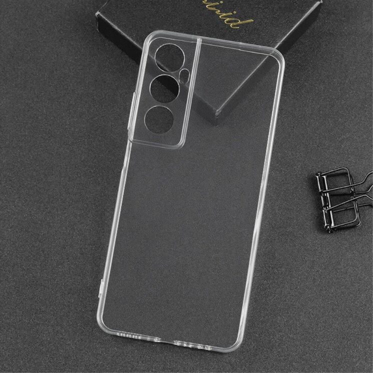Силиконовый (TPU) чехол Deexe UltraThin для Realme C65 - Transparent: фото 2 из 4