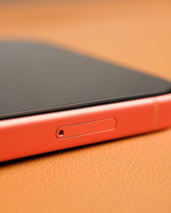 Захисне скло Anank 2.5D Corning 10X Reinforced для iPhone 17 Pro Max - Black: фото 7 з 10