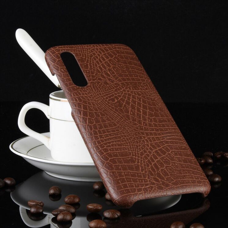 Захисний чохол Deexe Croco Style для Xiaomi Mi CC9 / Mi 9 Lite - Brown: фото 4 з 4