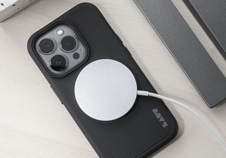 Захисний чохол Laut SHIELD MAGSAFE для Apple iPhone 16 - Black: фото 8 з 8