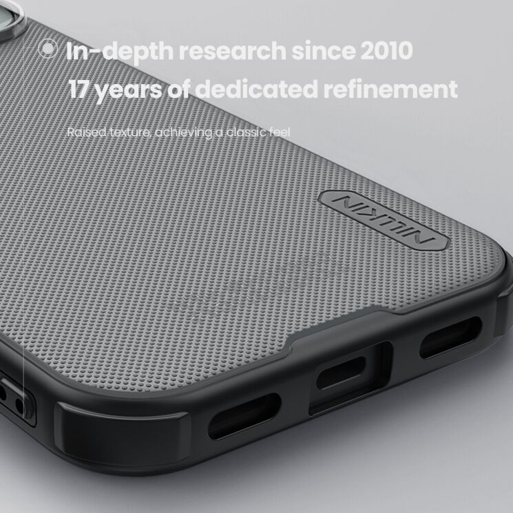 Защитный чехол NILLKIN Super Frosted Shield Pro для Google Pixel 10 Pro XL - Black: фото 7 из 18