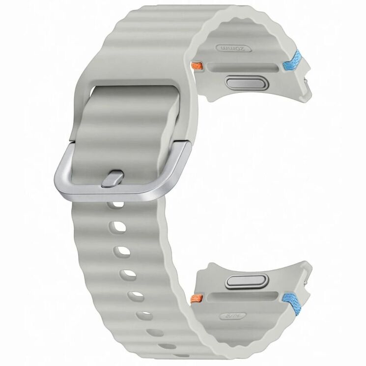 Оригинальный ремешок Sport Band (S/M) для Samsung Galaxy Watch 4 / 4 Classic / 5 / 5 Pro / 6 / 6 Classic / 7 / FE (ET-SNL30SSEGEU) - SILVER: фото 1 из 3