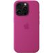 Оригинальный чехол Silicone Case with MagSafe для Apple iPhone 16 Pro (MYYN3) - Fuchsia (366254P). Фото 4 из 5
