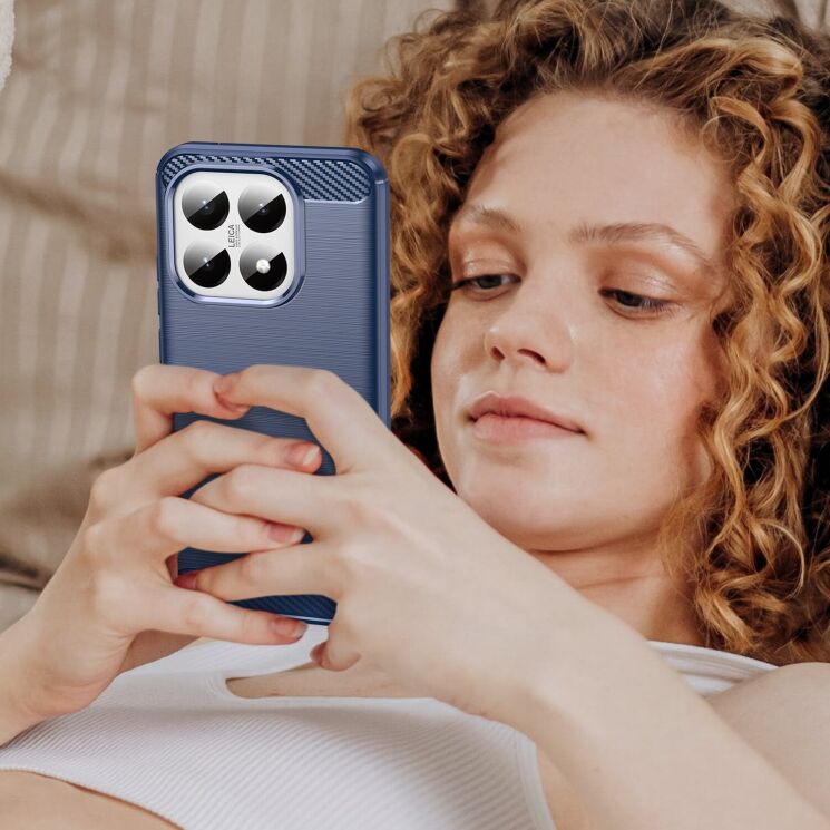 Защитный чехол UniCase Carbon для Xiaomi 15T - Red: фото 7 из 8