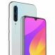 Комплект защитных стекол IMAK Camera Lens Protector для Xiaomi Mi A3 / Mi CC9e (247269). Фото 2 из 12