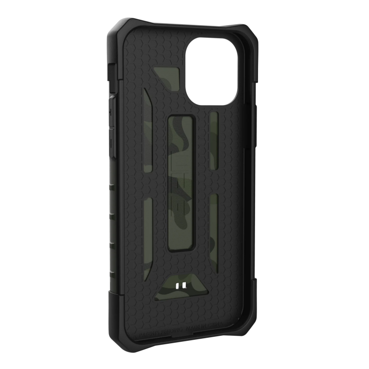 Защитный чехол URBAN ARMOR GEAR (UAG) Pathfinder SE для Apple iPhone 12 / iPhone 12 Pro - Forest Camo: фото 2 из 9