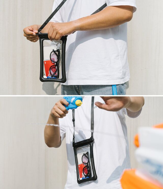 Влагозащитный чехол Ringke Floating Waterproof Pouch (8809919305051) - Black: фото 12 из 16