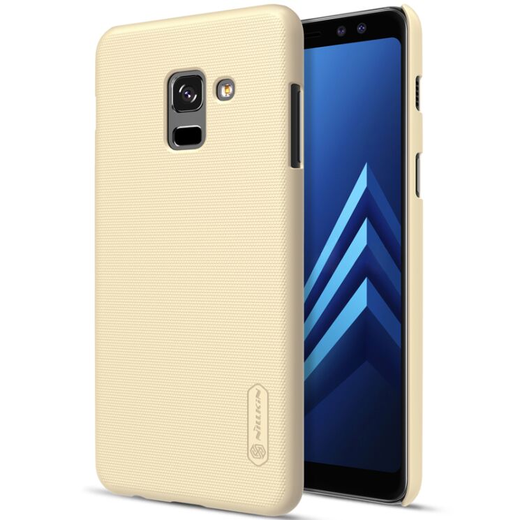 Пластиковый чехол NILLKIN Frosted Shield для Samsung Galaxy A8 + 2018 (A730) - Gold: фото 1 из 13