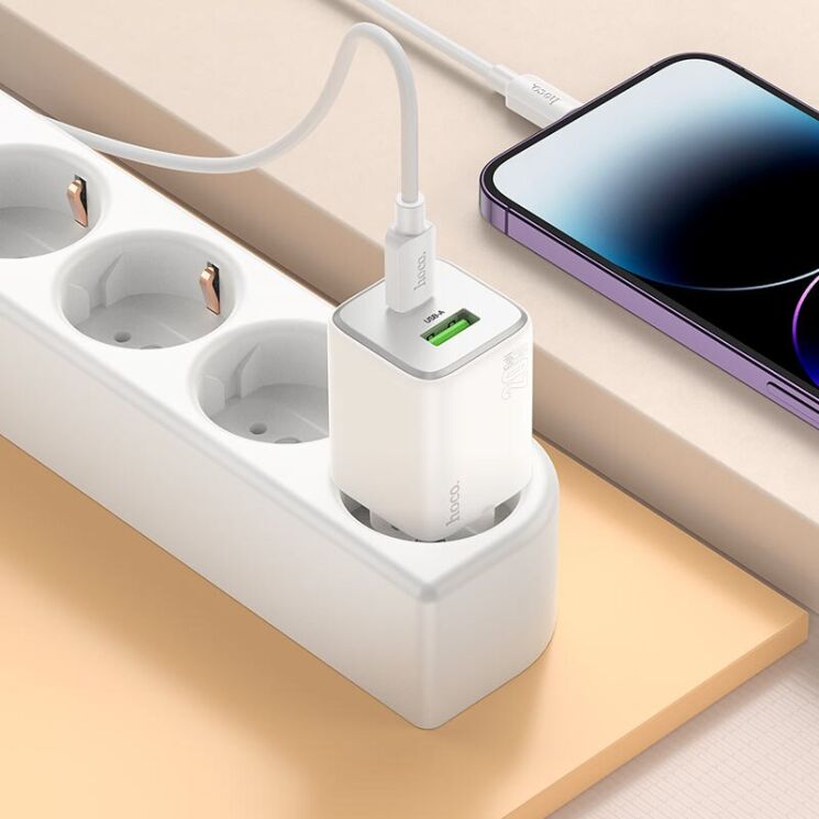 Сетевое зарядное устройство Hoco N41 PD20W+QC3.0 + кабель Type-C to Lightning - White: фото 6 из 6