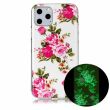 Силиконовый (TPU) чехол Deexe LumiCase для Apple iPhone 11 - Flowers (269114C)