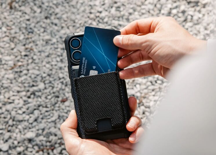 Кардхолдер URBAN ARMOR GEAR (UAG) Metropolis Kevlar (964445113940) - Kevlar Black: фото 10 из 11