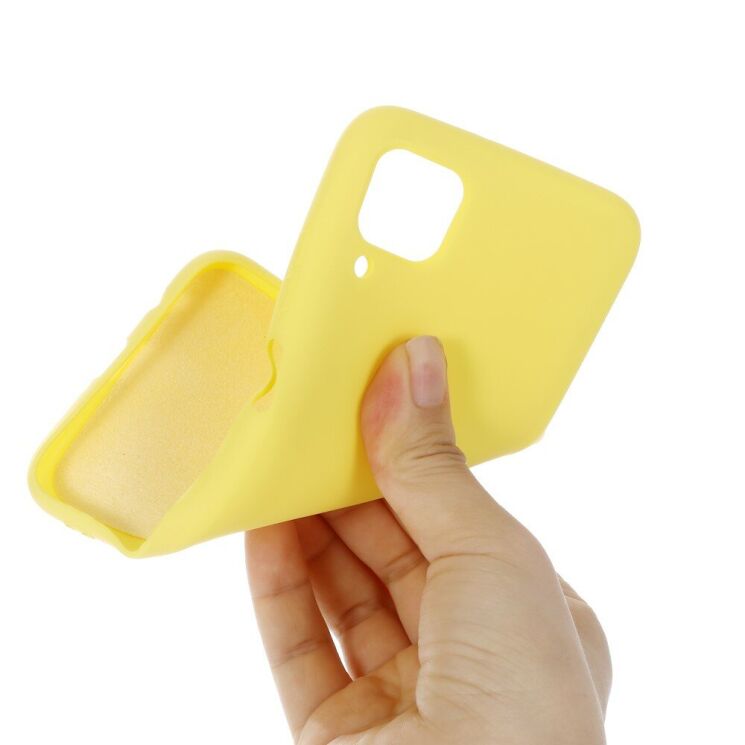 Силиконовый (TPU) чехол Deexe Silicone Case для Huawei P40 Lite - Yellow: фото 3 из 5