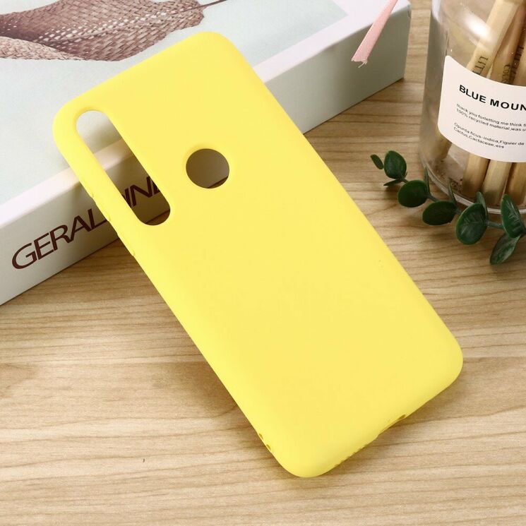 Захисний чохол Deexe Silicone Case для Motorola Moto G8 Plus (XT2019) - Yellow: фото 4 з 5