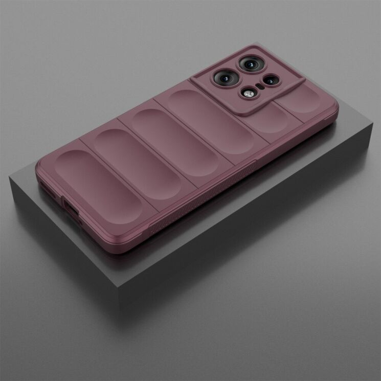 Защитный чехол Deexe Terra Case для Motorola Edge 50 Pro - Wine Red: фото 3 из 6