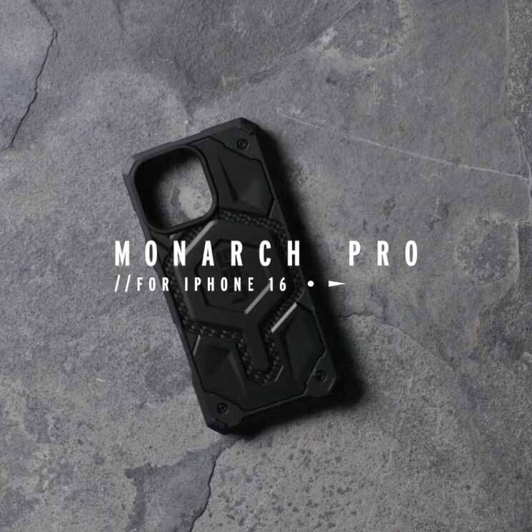 Захисний чохол URBAN ARMOR GEAR (UAG) Monarch Pro для Apple iPhone 16 - Carbon Fiber: фото 5 з 11