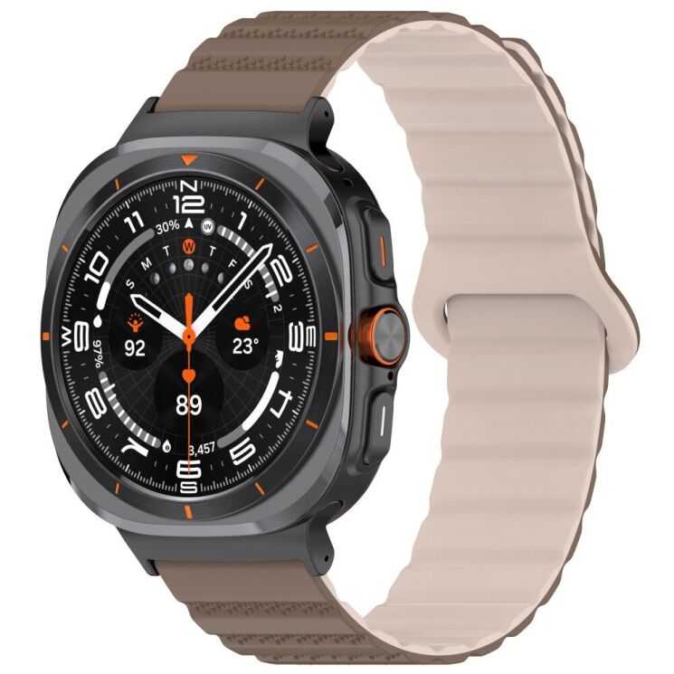Ремешок Deexe Magnetic Strap для Samsung Galaxy Watch Ultra - Brown / Apricot: фото 2 из 7