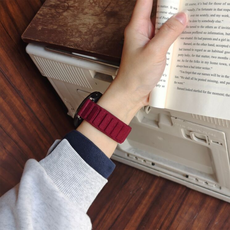 Ремешок Reframe Suede Leather для часов с шириной крепления 22мм - Wine Red (895556WR) Ремешок Reframe Suede Leather для часов с шириной крепления 22мм - Wine Red: фото 3 из 8