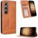 Чохол-книжка Deexe Retro Style для Infinix Hot 70 Pro - Brown (331103Z). Фото 2 з 18