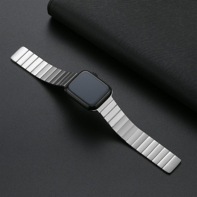 Ремінець Deexe Stainless Steel Mag для Apple Watch 42 (Series 10) / 41 / 40 / SE 40 / 38 - Silver: фото 3 з 6